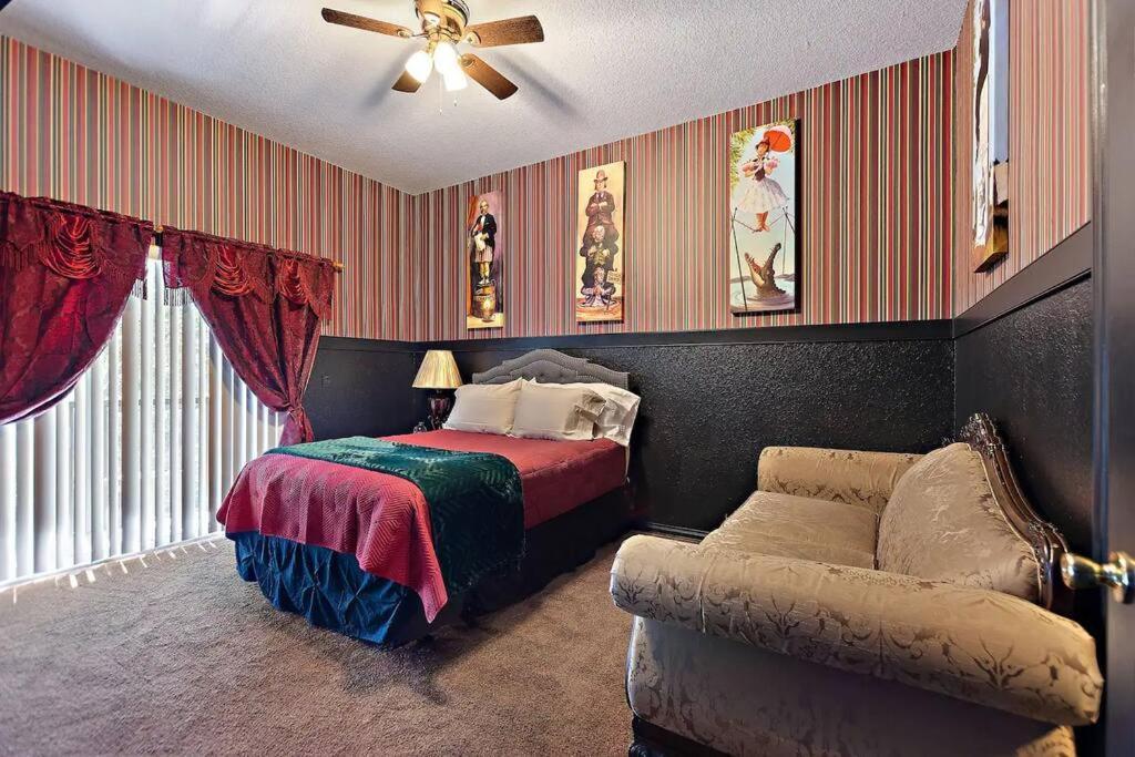 A Spooktacular Haunted Mansion. Apartment Kissimmee